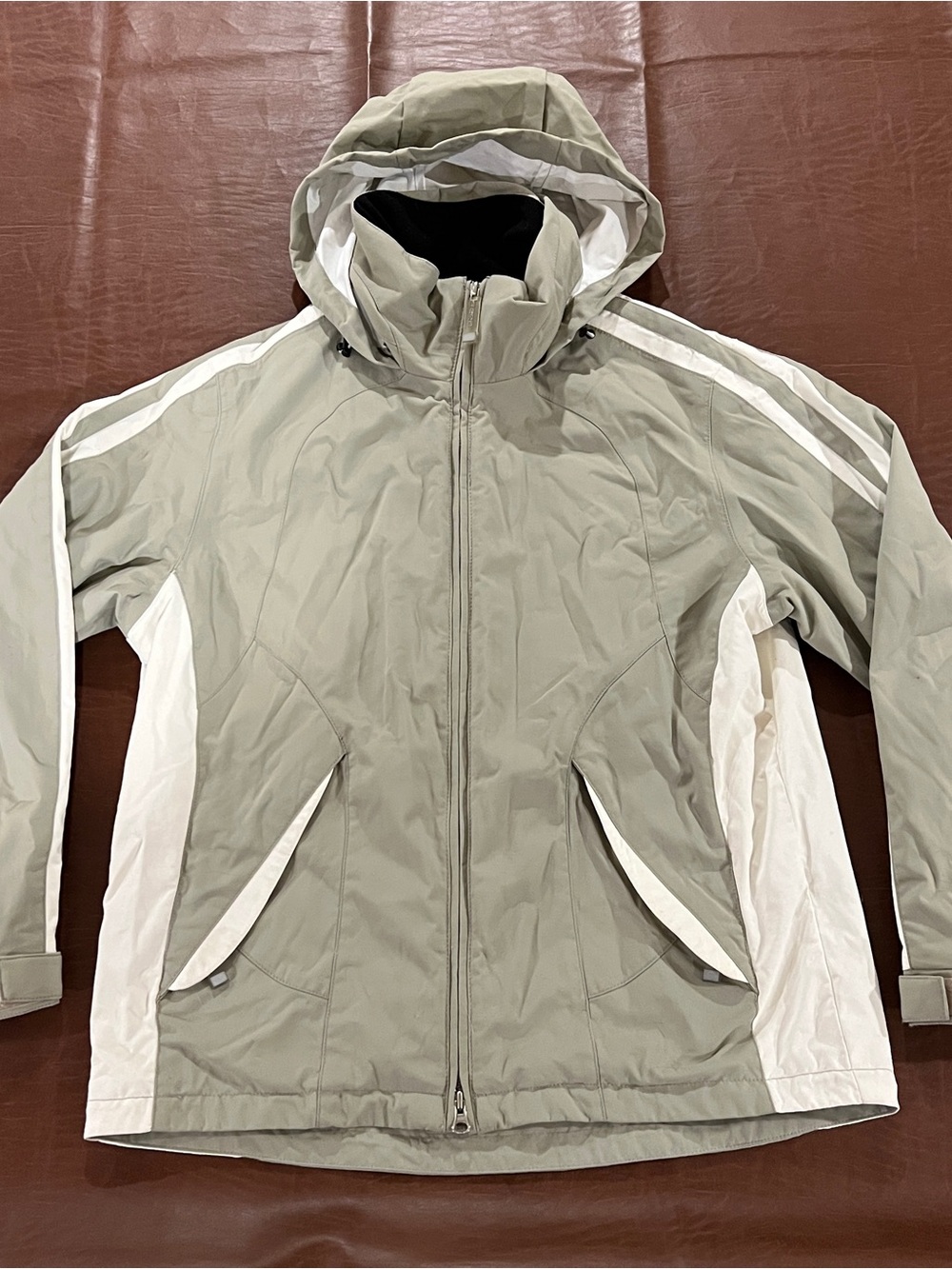 Fera Women’s Ski Jacket Snowboard Coat - Size 8